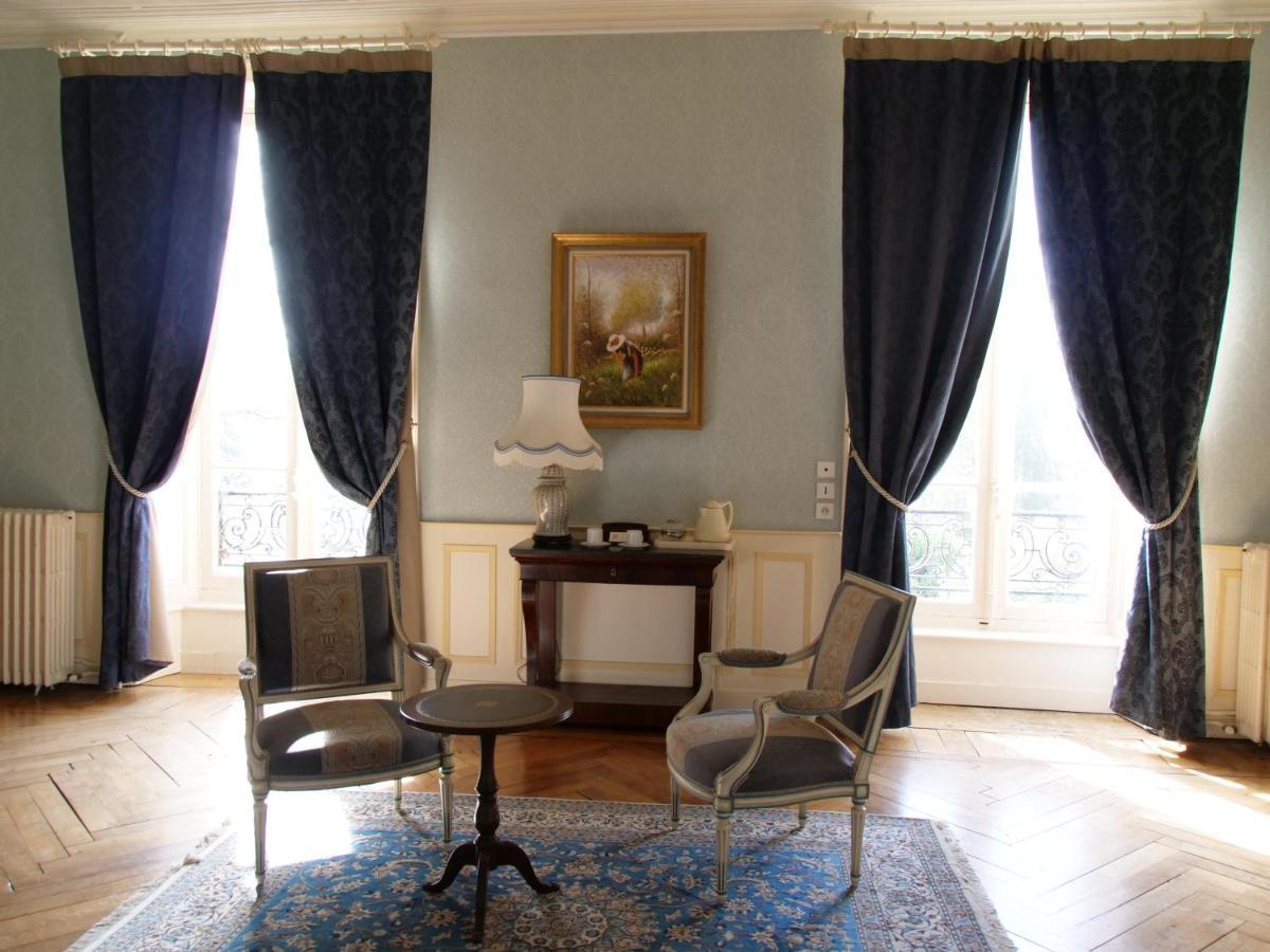 Chateau de la Foltière Le Châtellier Esterno foto